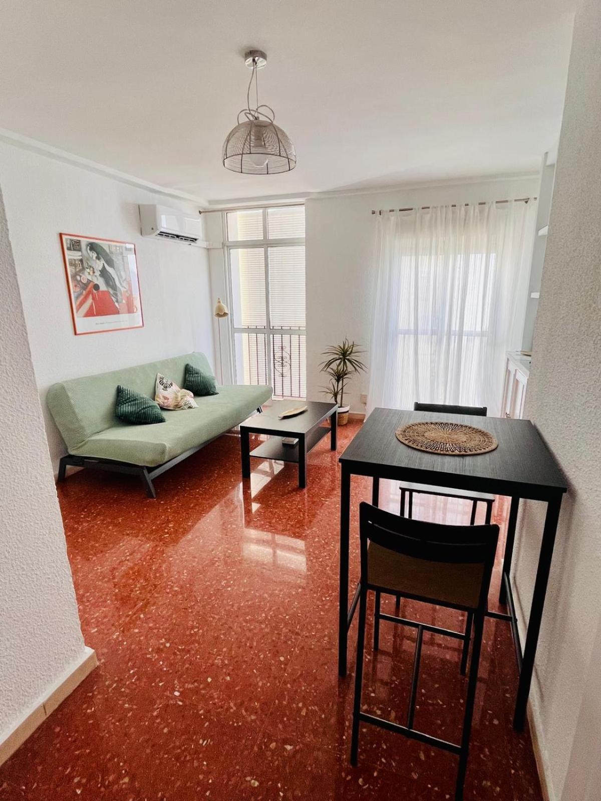 Sol Life Apartment Sevilla Bagian luar foto